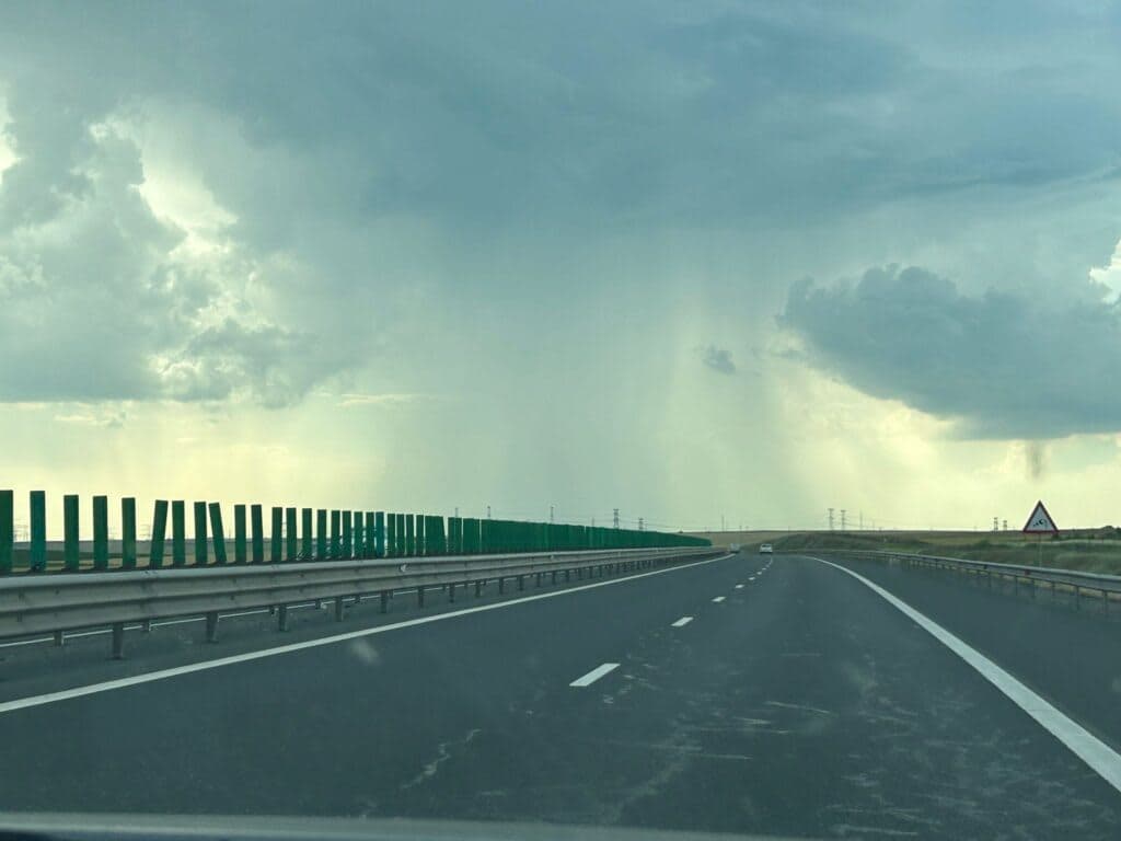 Echipament de mentenanță pe sistemele de emitere a rovinietei Echipament de mentenanță pe sistemele de emitere a rovinietei